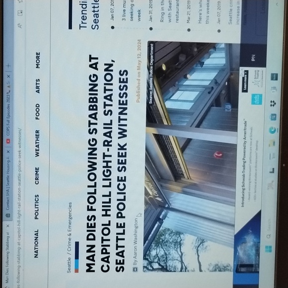 Laptop - Picture 3 of 4